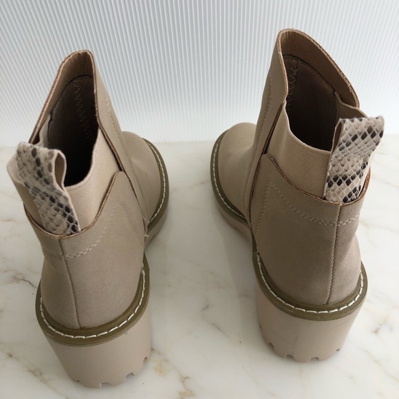 Nicole Miller Tan Ankle Booties // NEW - Picture 3 of 7